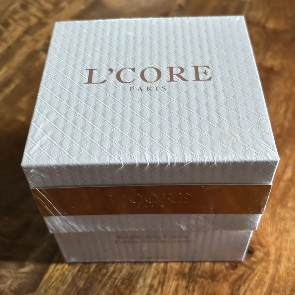 L'CORE Paris Brightening Cream 1.7oz MSRP 999